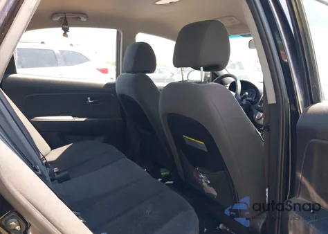 2010 Hyundai Elantra Se z USA, uszkodzony, nr VIN KMHDU4AD5AU991734